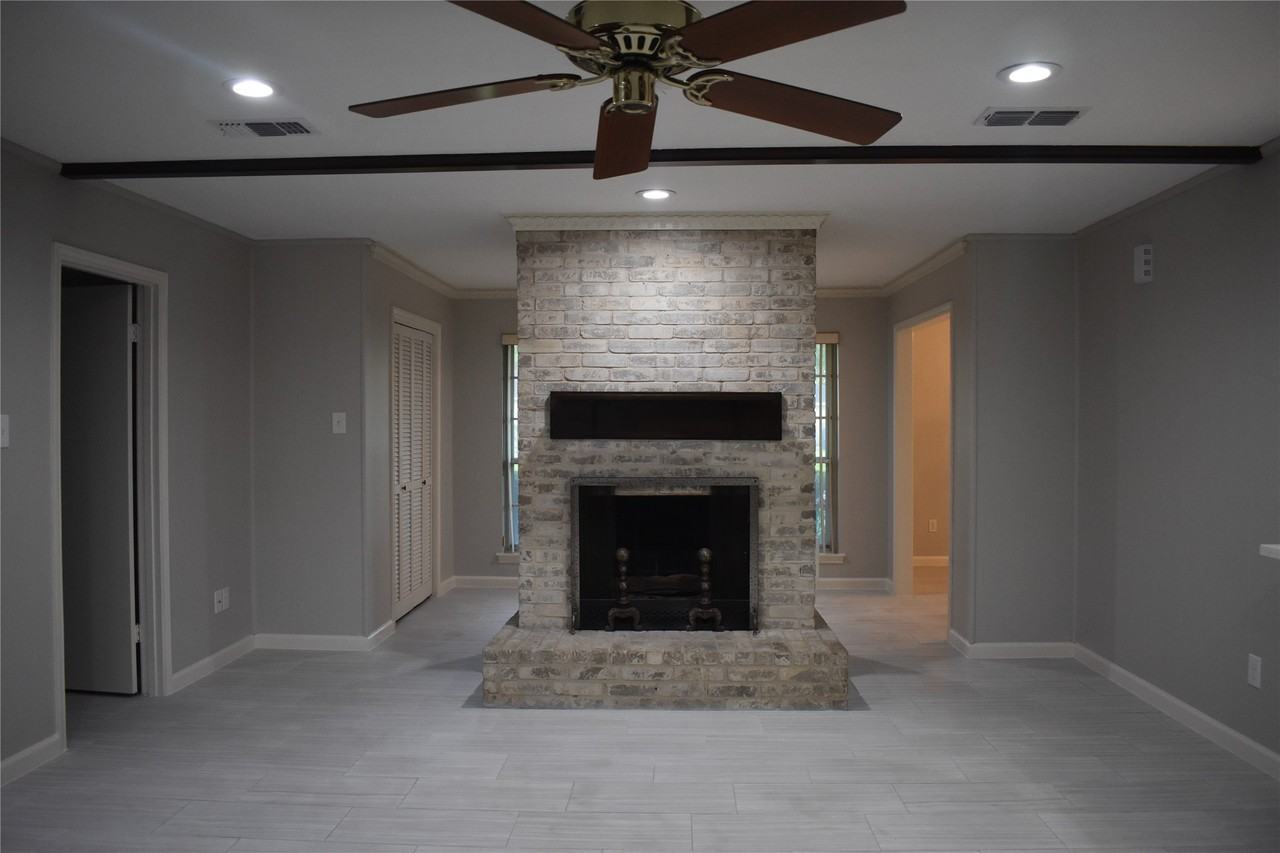 3110 Springhill Dr #3110 - Photo 4 of 50