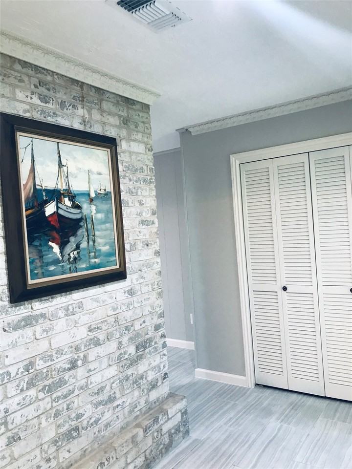 3110 Springhill Dr #3110 - Photo 5 of 50