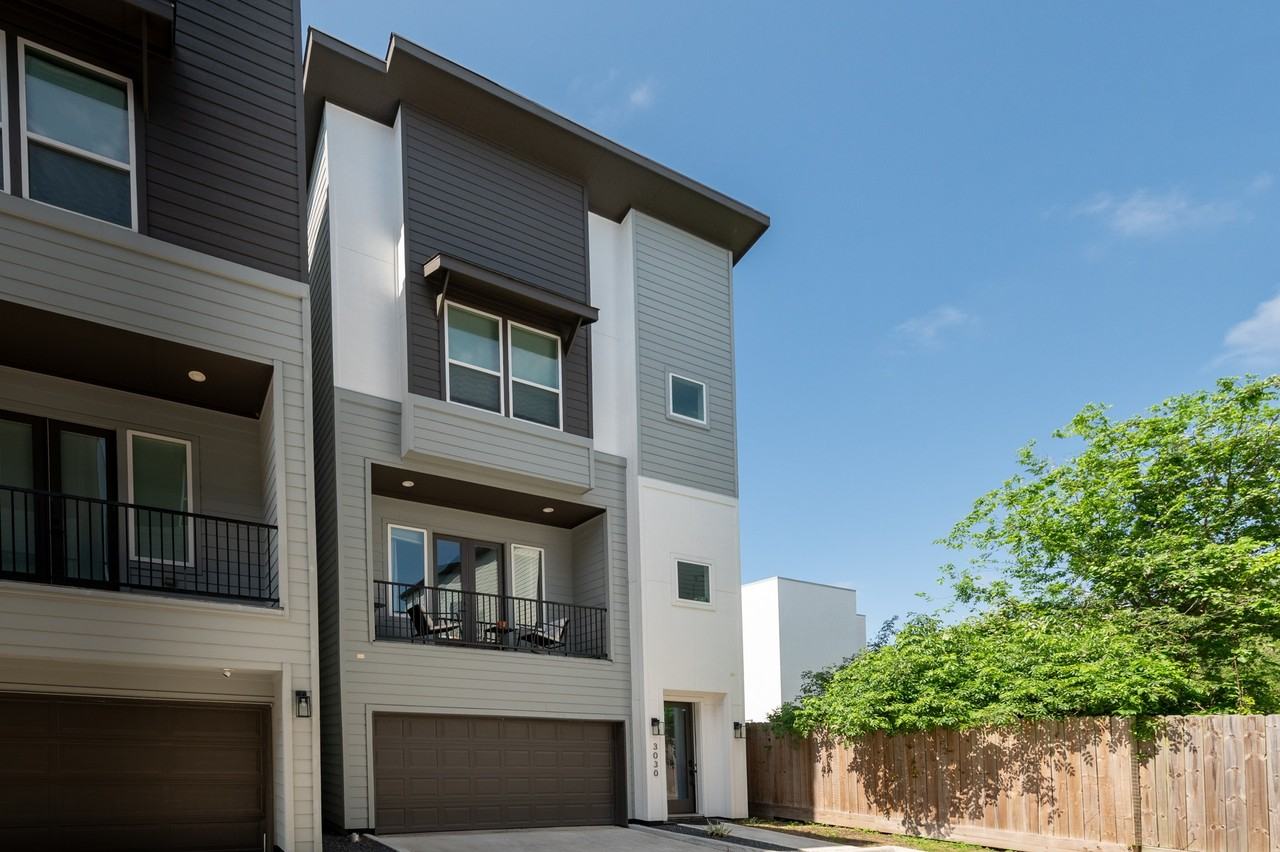 3030 Live Oak St #3030 - Photo 7 of 36