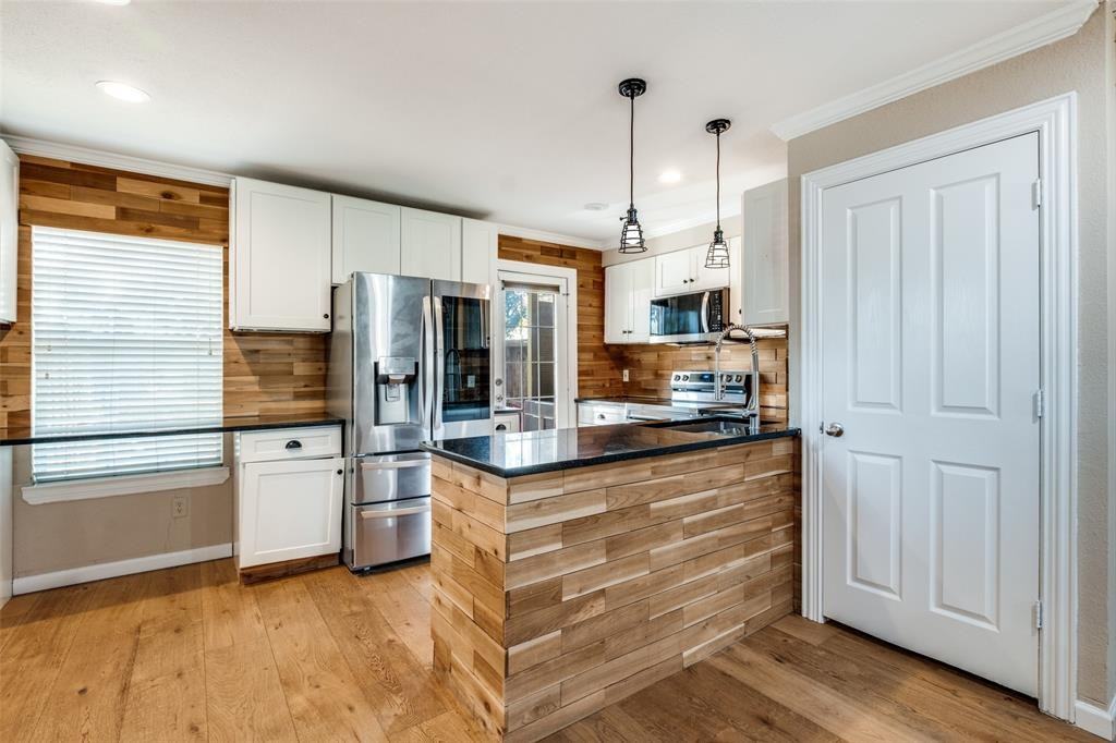 4703 Bradford Dr #47034703A - Photo 6 of 12