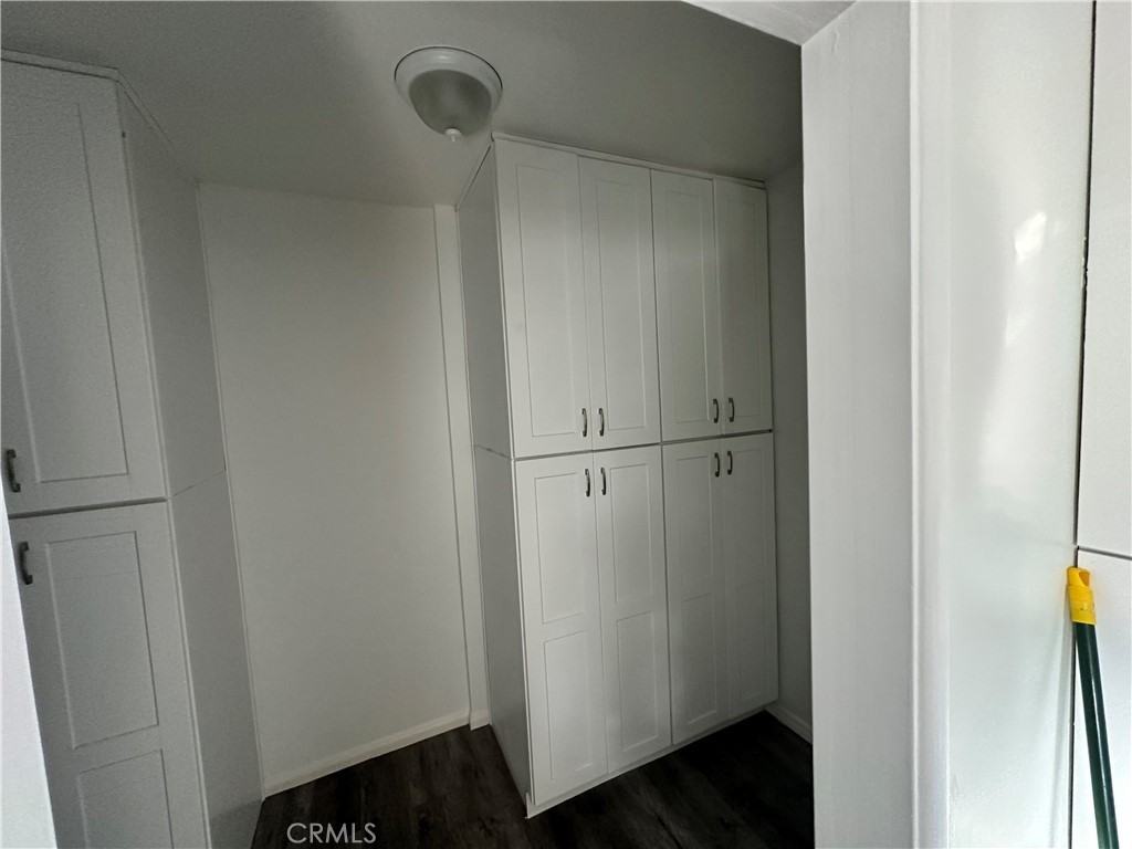 1348 W West Ave #1348 - Photo 6 of 27