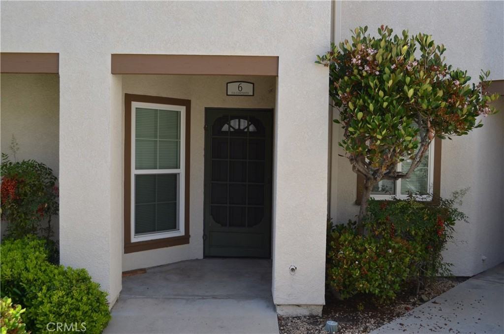 6 Vía Contento #6 - Photo 2 of 28