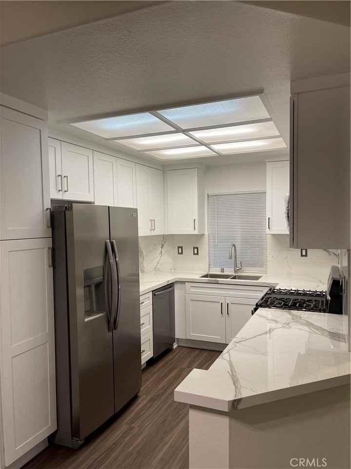 6 Vía Contento #6 - Photo 4 of 28