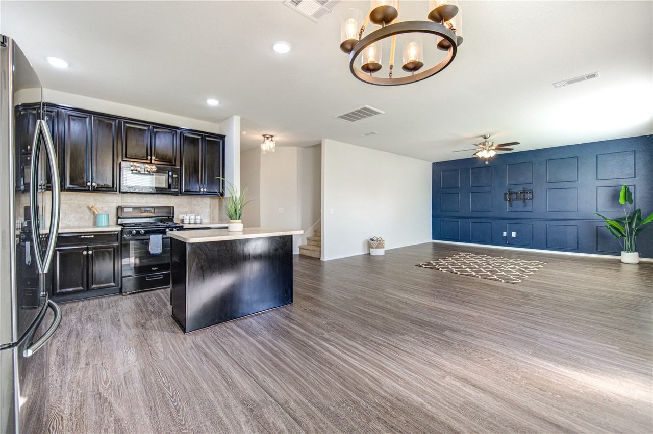 5027 Brewcastle Ln #5027 - Photo 4 of 42