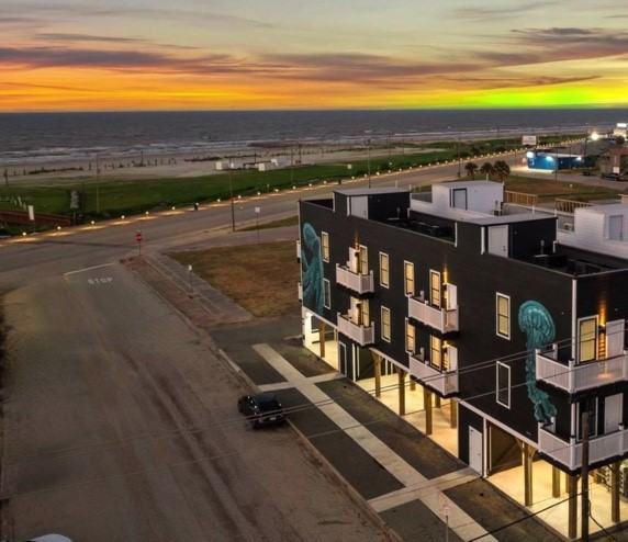 803 Avenue K #803C - Photo 5 of 10