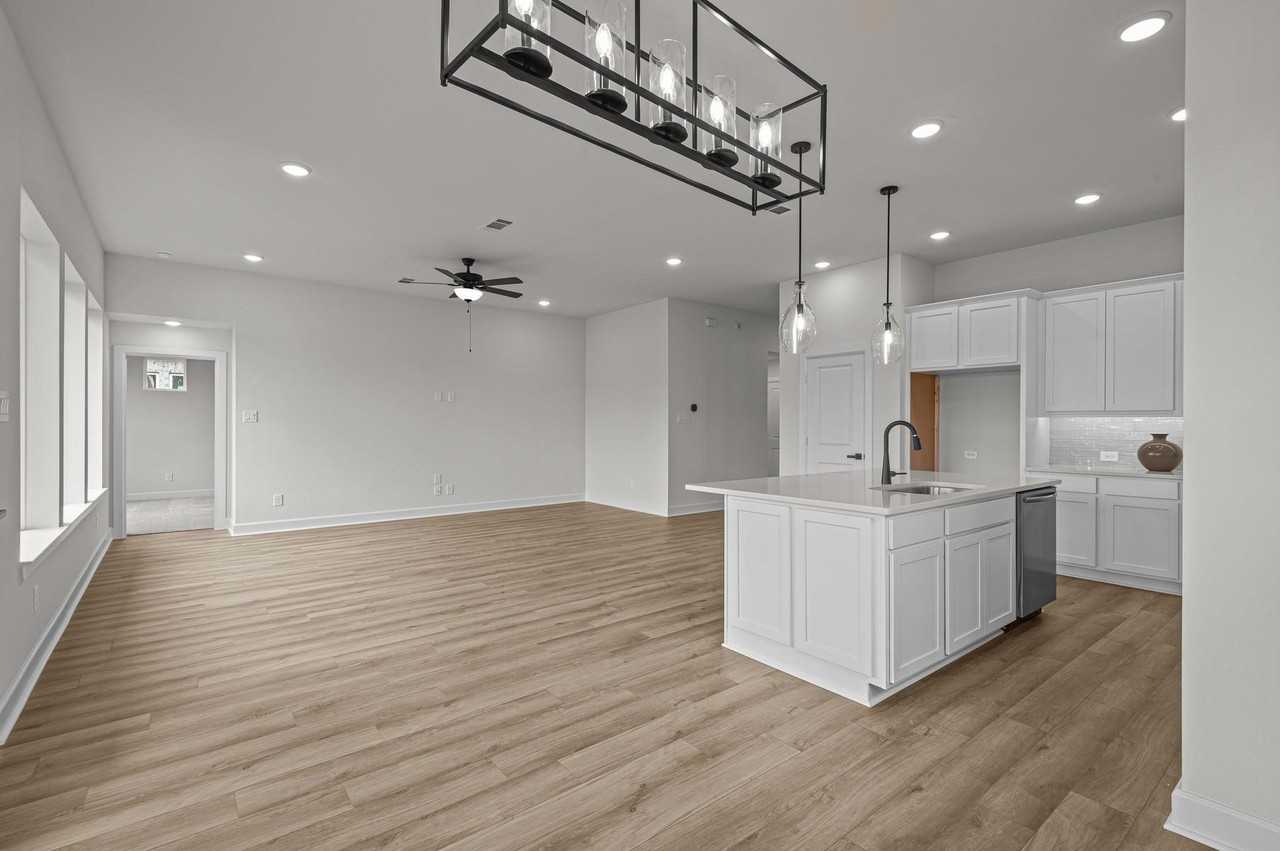 29626 Cedar Elm Way #29626 - Photo 3 of 12