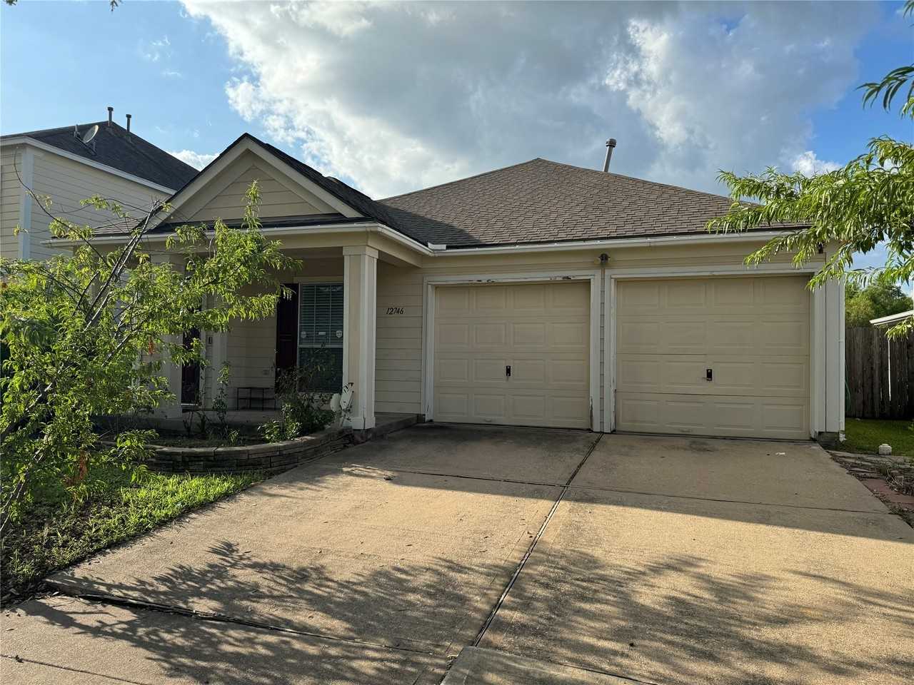 12746 Wisteria Park Dr #12746 - Photo 2 of 11