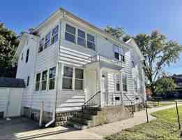 featured image of 426 E Benton St #2