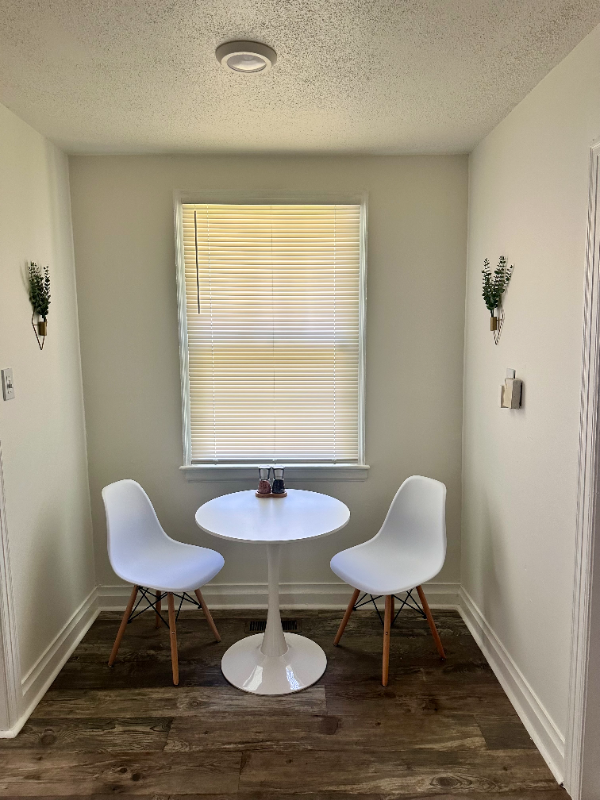 1917 Bragg St - Photo 7 of 39