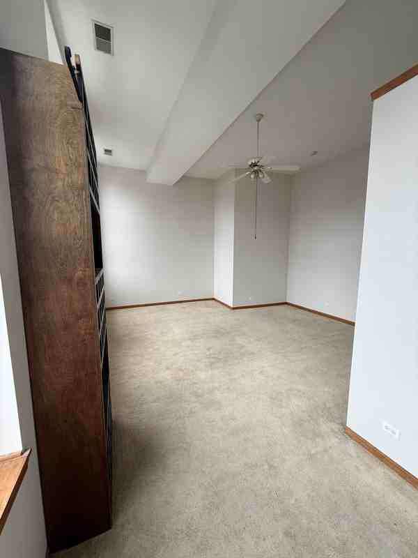 31 W New York St #B - Photo 3 of 10