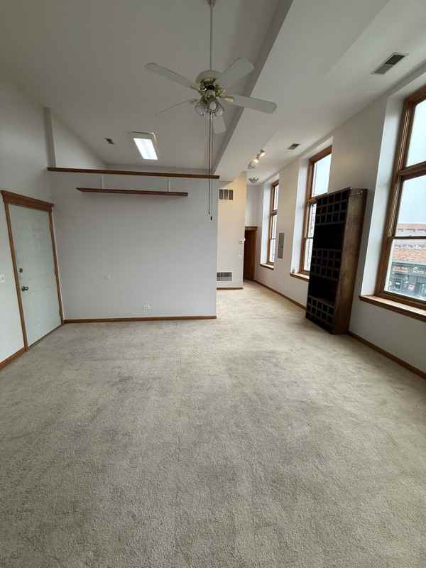 31 W New York St #B - Photo 4 of 10