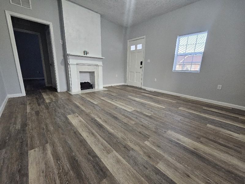 367 Martin Luther King Jr Blvd - Photo 3 of 10