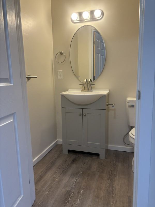 214 S 32nd St - Photo 6 of 8