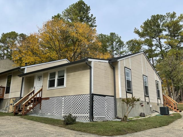 2001 Peppertree St #A - Photo 3 of 14