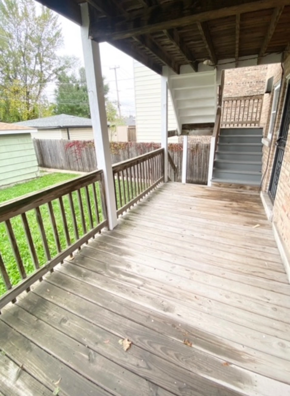 10324 S Vernon Ave #1 - Photo 4 of 8