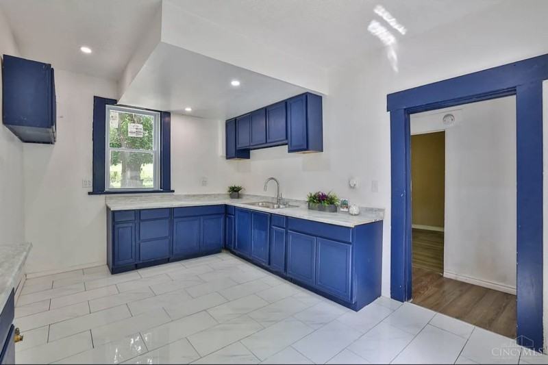 812 Fairbanks Ave - Photo 4 of 15