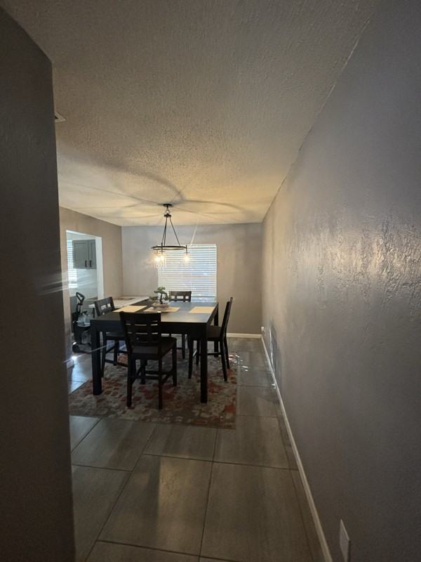 1317 N Shangri La Dr - Photo 3 of 14