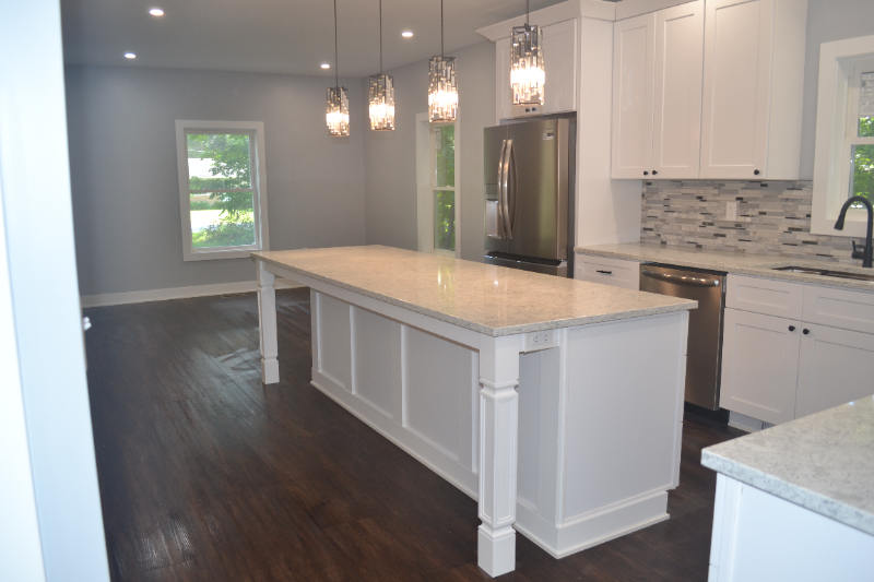 5581 E Main St - Photo 3 of 15