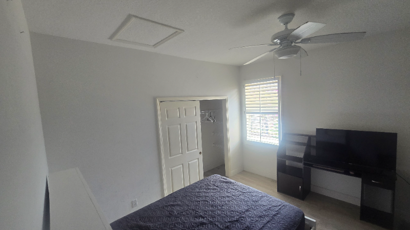 4947 Cedar Oak Way - Photo 7 of 20