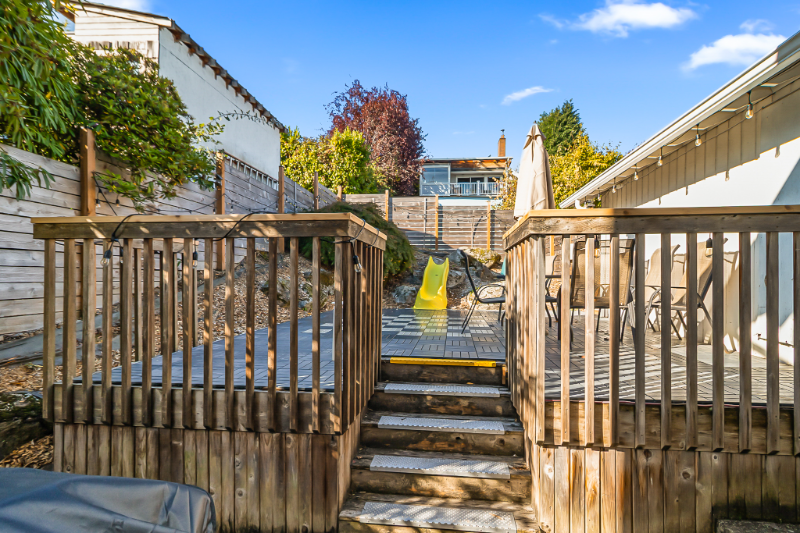 9933 64th Ave S - Photo 7 of 20