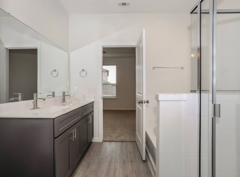 5936 Maltessa Dr - Photo 7 of 10