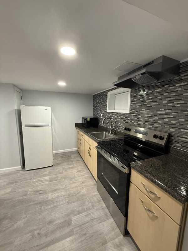 1117 Fanny St - Photo 7 of 9