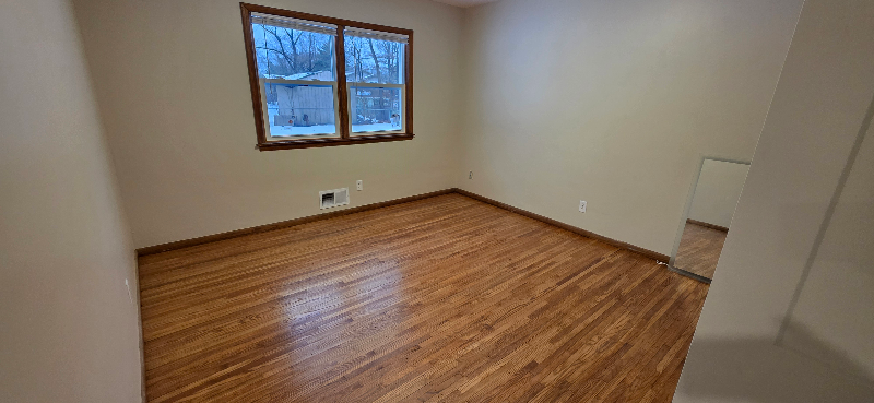 7808 Humboldt Ave N - Photo 7 of 12