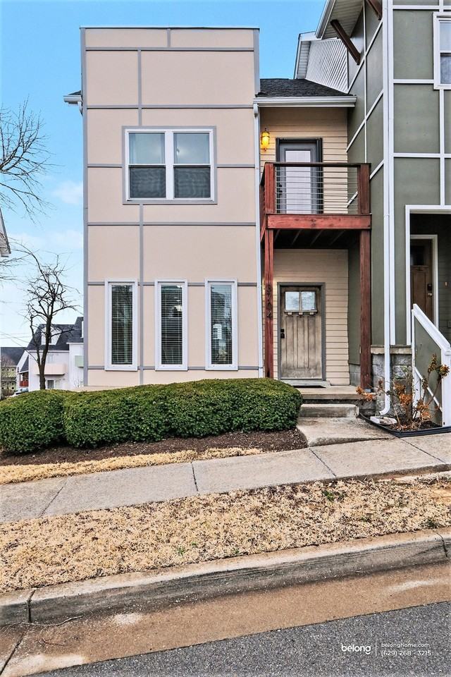 3704 Lausanne Dr - Photo 4 of 18