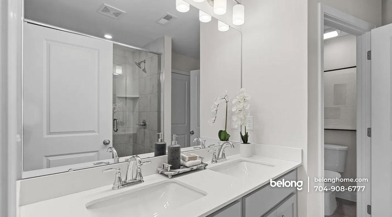 2915 Herringbone Rd - Photo 4 of 15