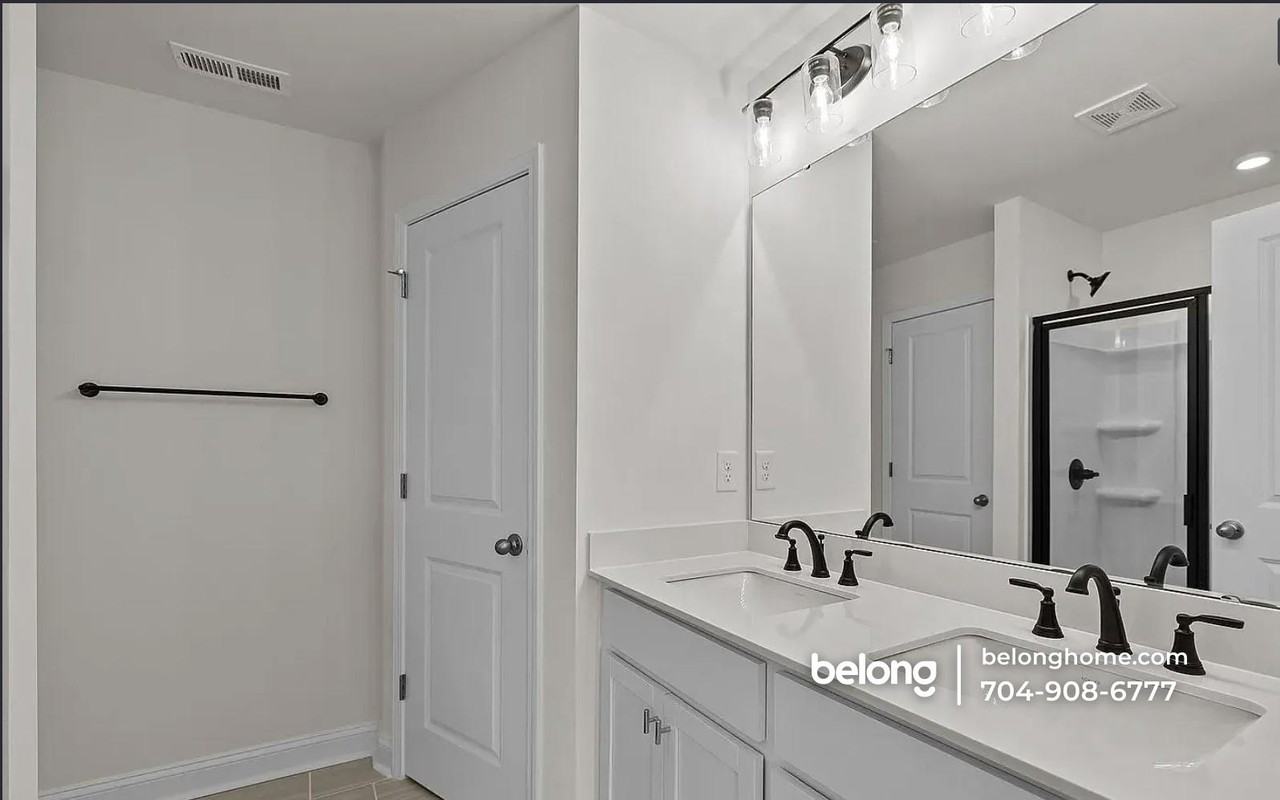 2911 Herringbone Rd - Photo 7 of 11