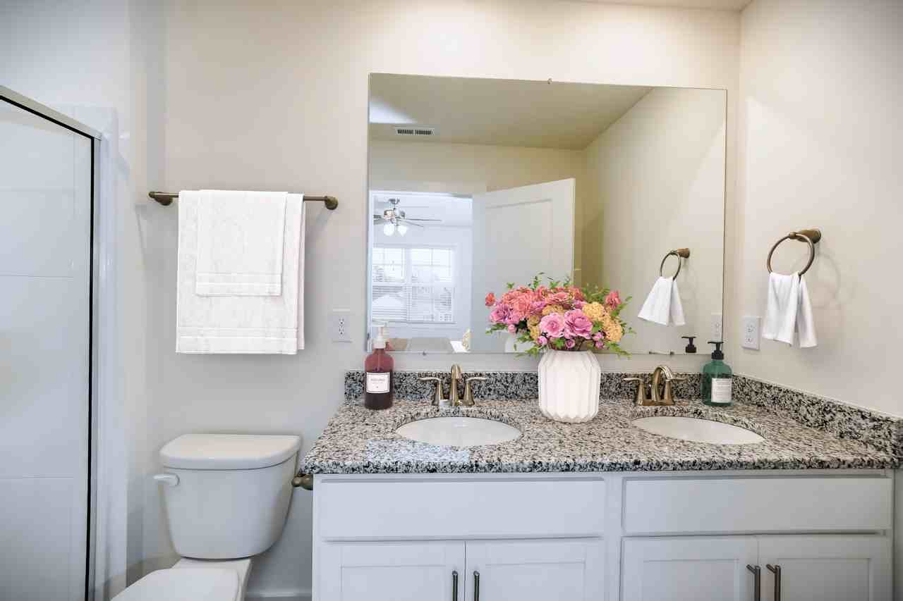 2539 Legg Creek Ln - Photo 4 of 30