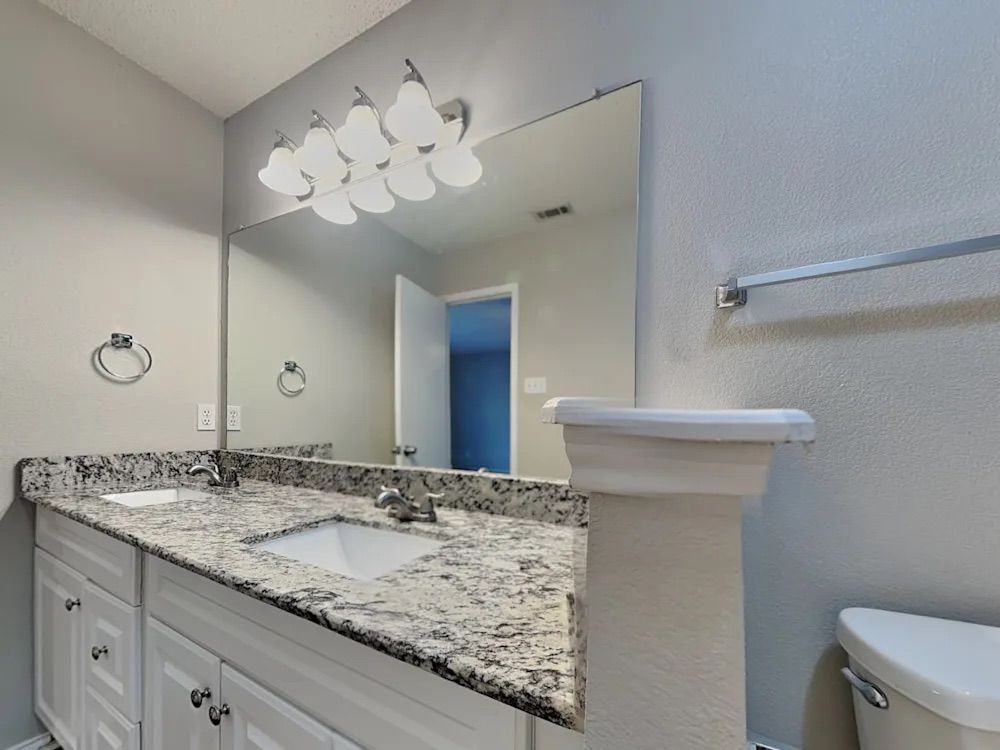 605 Red Coat Ln ##1 - Photo 3 of 5