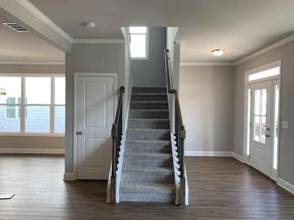 5203 Addison St - Photo 4 of 15