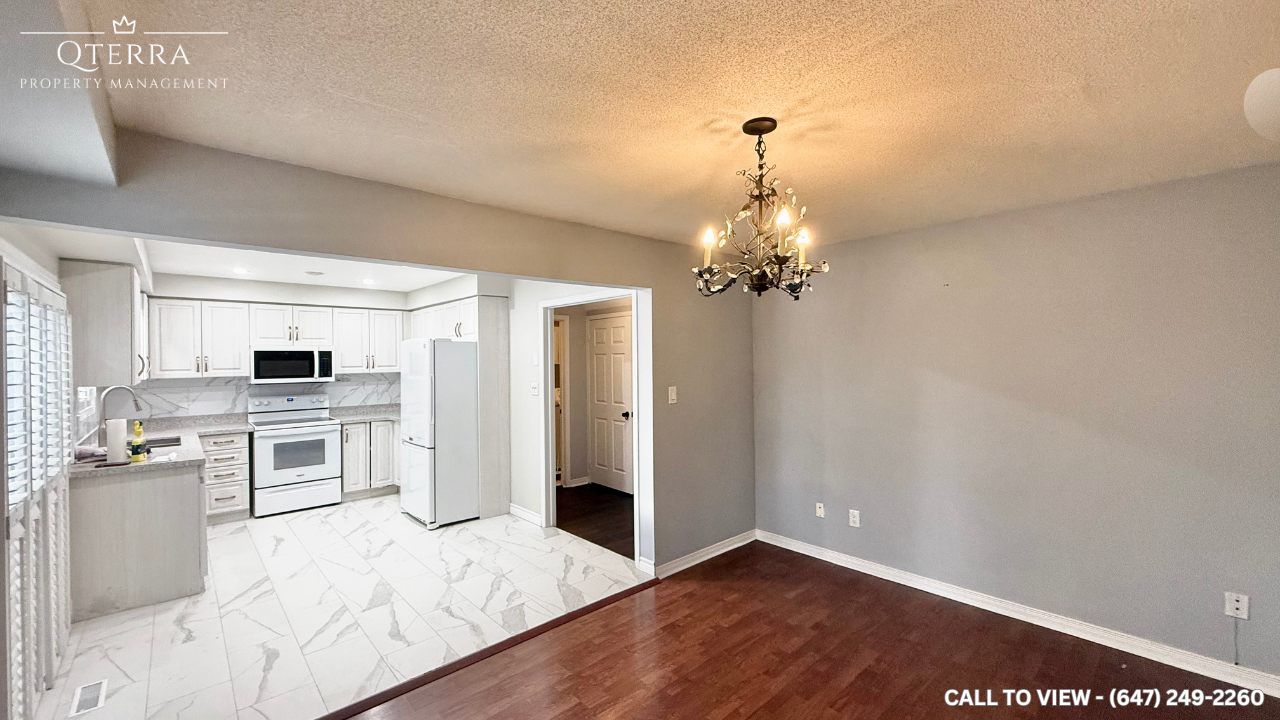 9 Gill Crescent, Ajax, Ontario L1T 3Y9 - Photo 4 of 24