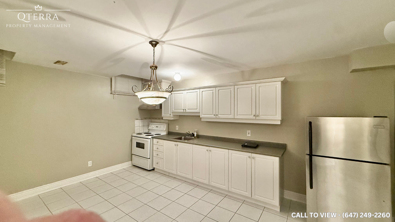 2-162 Duncan Rd, Richmond Hill, Ontario L4C 6J8 - Photo 4 of 7