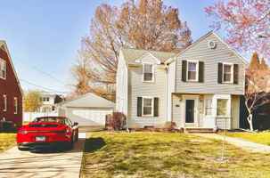 featured image of 913 W Stratford Dr #NA