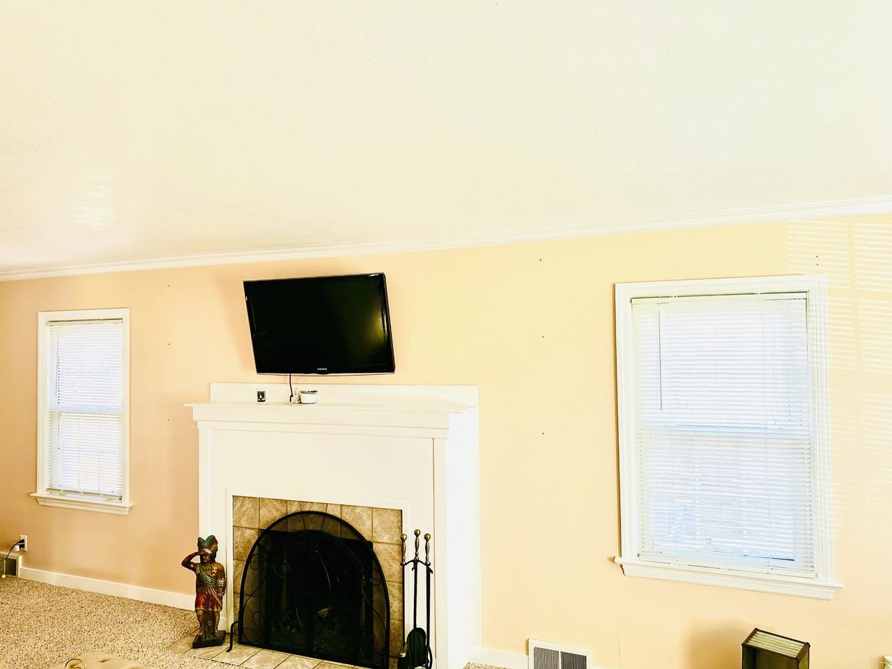 913 W Stratford Dr #NA - Photo 4 of 14