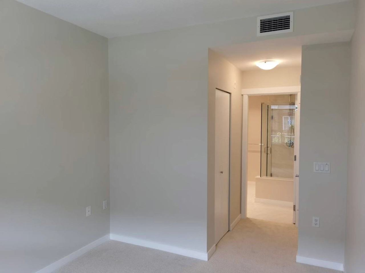 9233 Odlin Rd - Photo 4 of 8