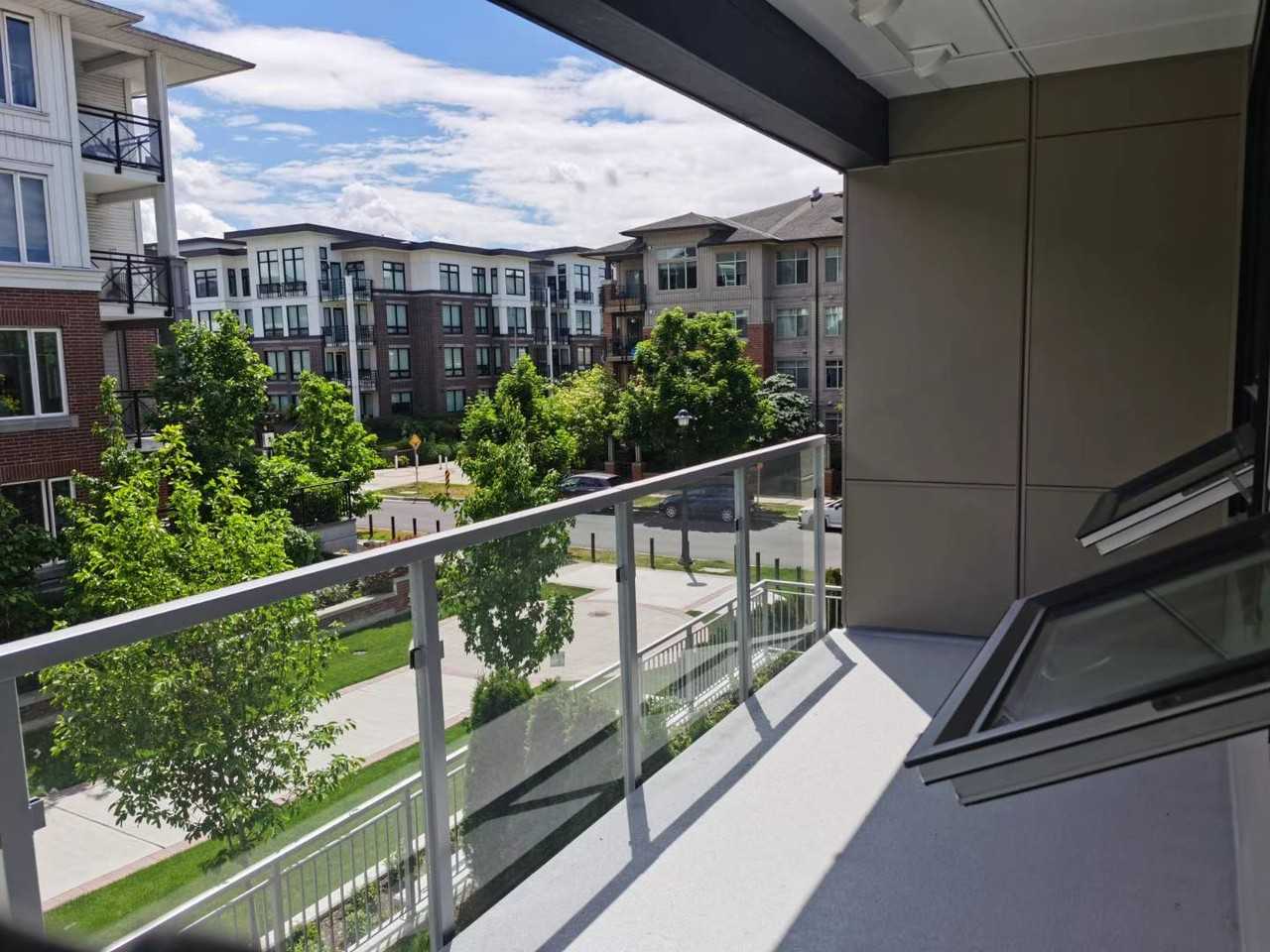 9233 Odlin Rd - Photo 3 of 8