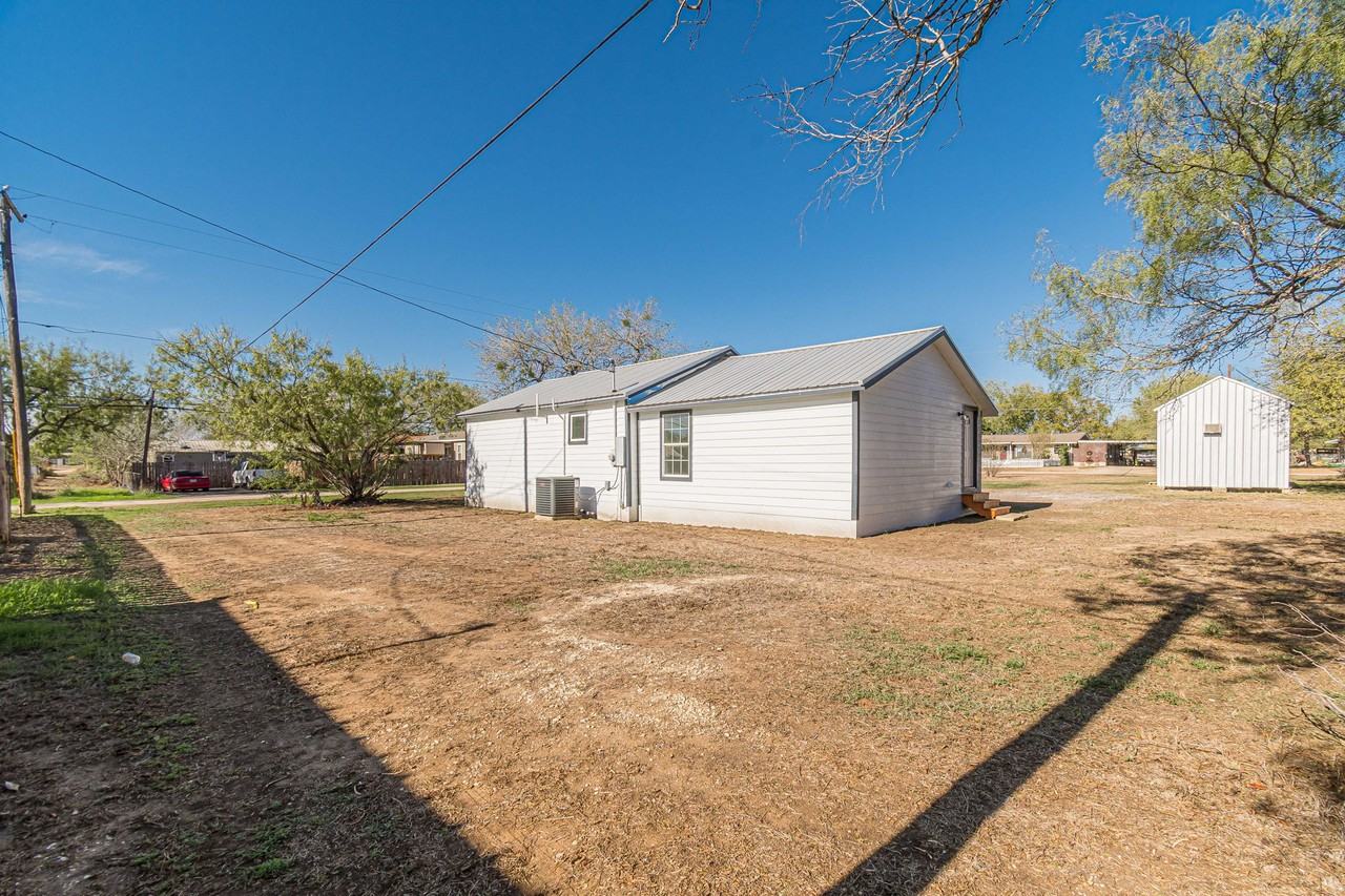 509 Brown Ave #NA - Photo 6 of 8