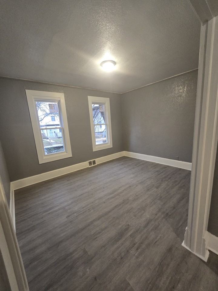 2210 W Cherry St #2 - Photo 6 of 6