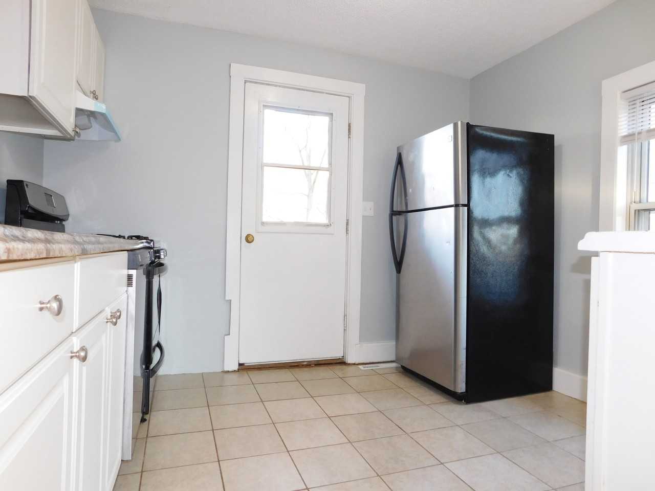 104 Harvard St #2 - Photo 5 of 8