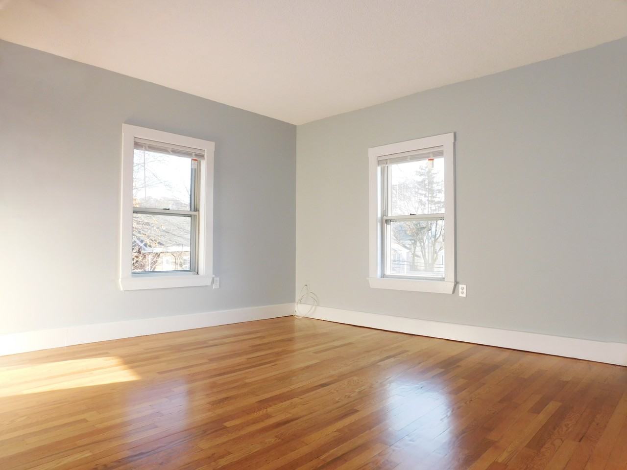 104 Harvard St #2 - Photo 6 of 8