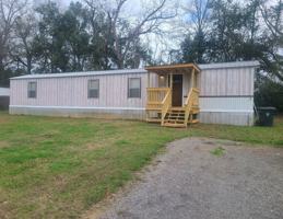 featured image of Sylvia Ln #MH5