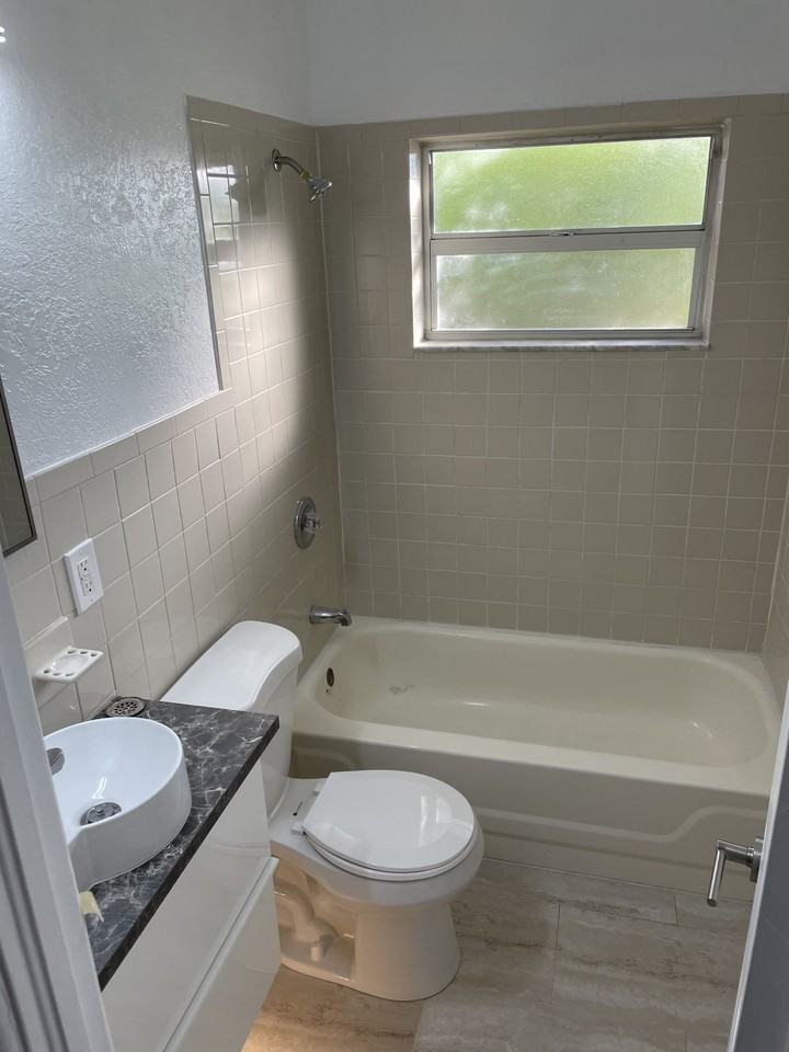 238 E Harding St #NA - Photo 5 of 16