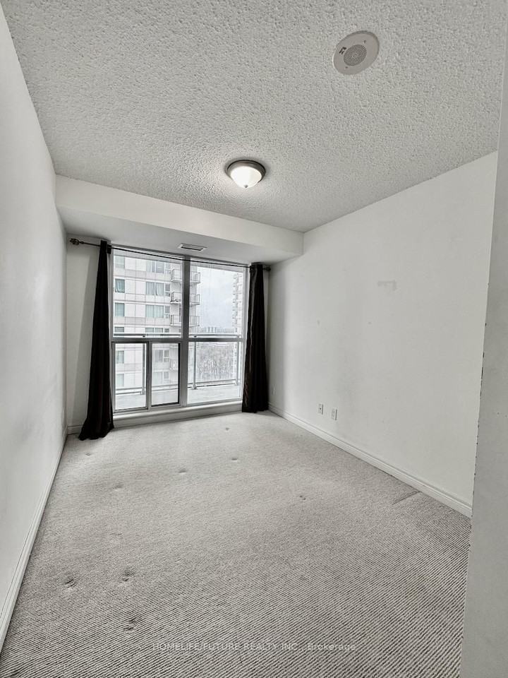 50 Town Centre Court #1810 - Photo 6 of 16