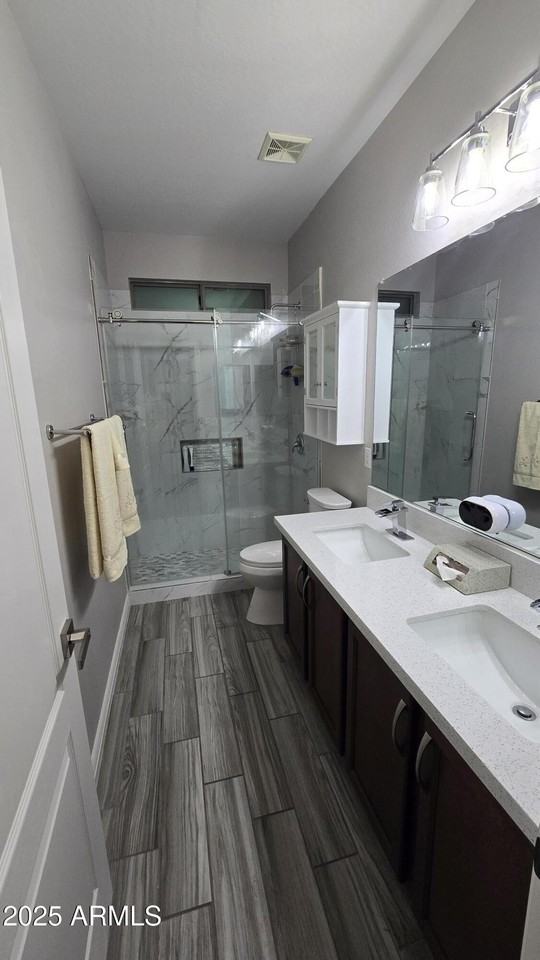 17591 W Dahlia Dr - Photo 4 of 35