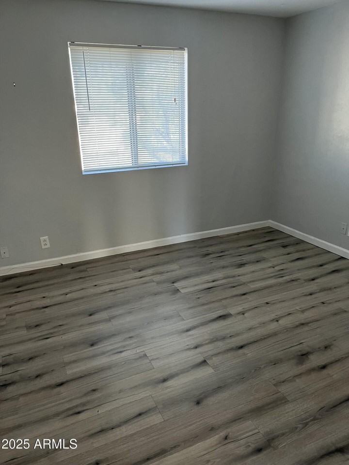 14408 N Boxwood Ln - Photo 4 of 10