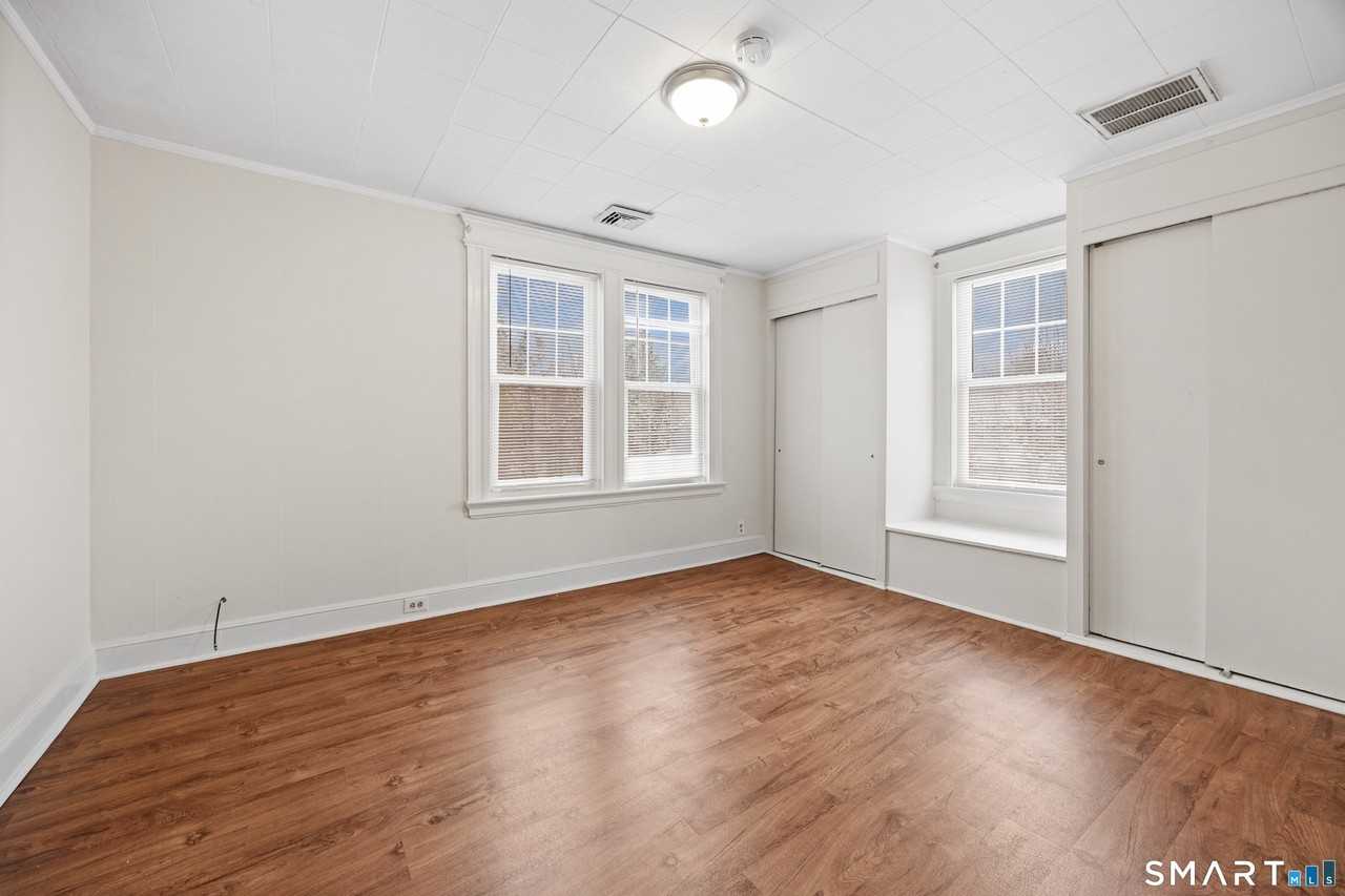 254 Davis St #C - Photo 6 of 19