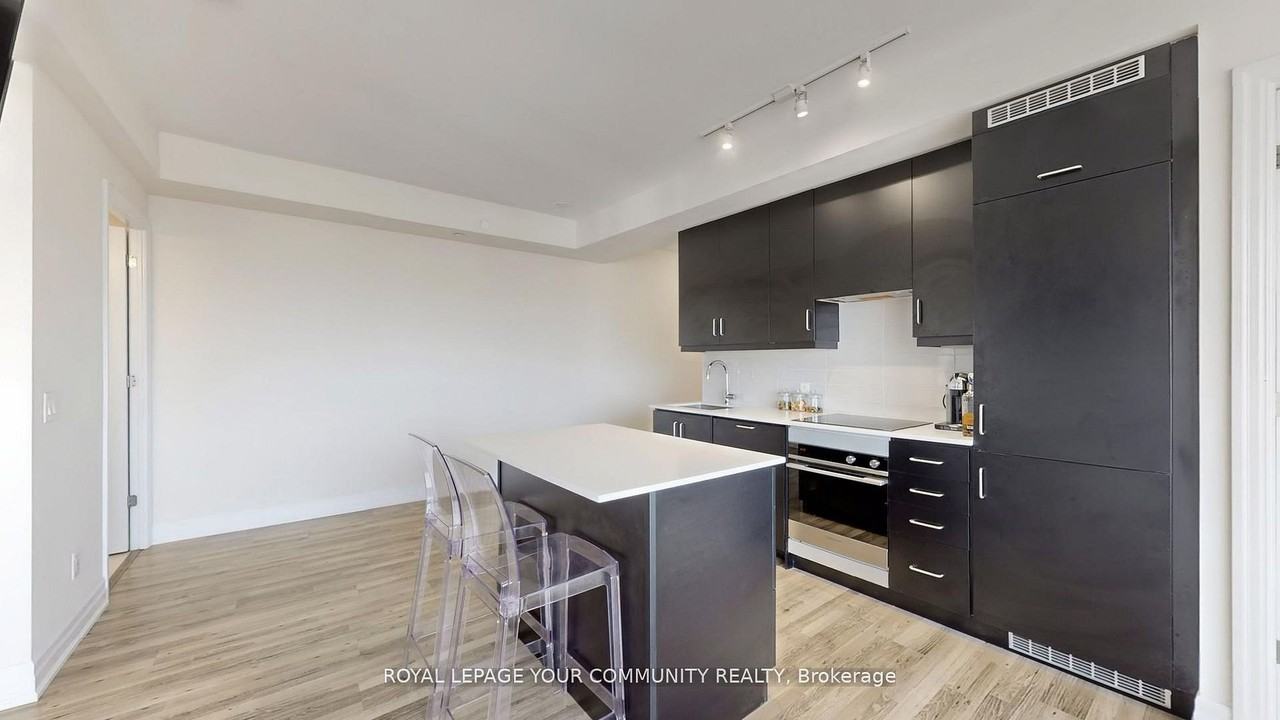 9075 Jane Street #1009 - Photo 3 of 18